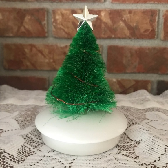 Rare Christmas Tree Light up Home Decor - Picture 1 of 5
